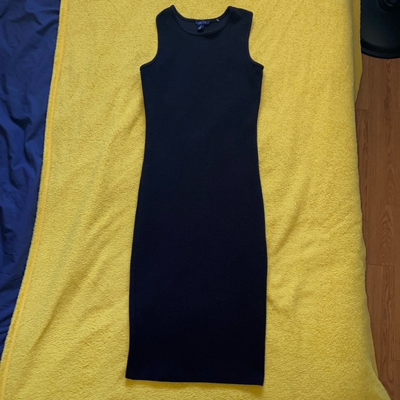 Black dress - Picture 1 of 2